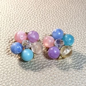 Vintage Cathé Pastel Acrylic Beads Clip On Earings